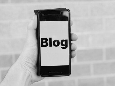 Blog Smartphone Blogger Wordpress  - viarami / Pixabay