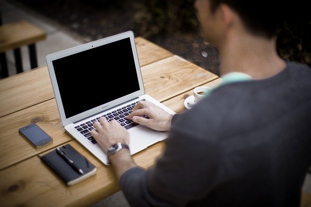 Blogging Blogger Office Business - Free-Photos / Pixabay